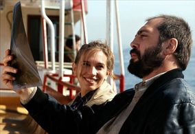 Javier Bardem and Laura Domínguez in Mondays in the Sun (2002)