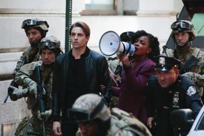 Aunjanue Ellis-Taylor, Derek Klena, and Benjamin Jones in Quantico (2015)