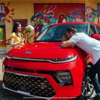 KIA Latino social media campaign image.