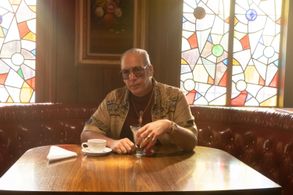 Andrew Dice Clay in Pam & Tommy (2022)