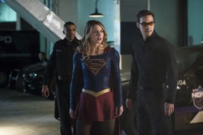 Melissa Benoist and Chris Wood in Supergirl (2015)