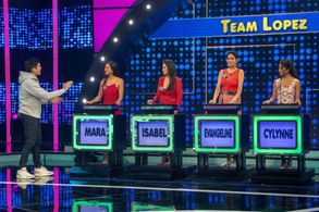 Dingdong Dantes, Maria Isabel Lopez, Evangeline Pascual, Cylynne Mationg, and Mara Lopez in Family Feud Philippines (202