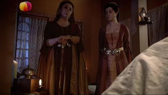 Sema Kecik and Filiz Ahmet in The Magnificent Century (2011)