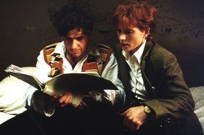 Bruno Cathomas and Judith Hofmann in Studers erster Fall (2001)