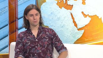 Vladimir Bilenjki for an in-studio interview for Dad with N1