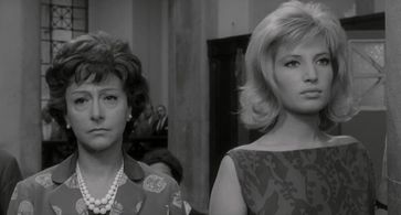 Lilla Brignone and Monica Vitti in L'Eclisse (1962)