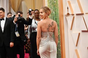 Scarlett Johansson and Colin Jost at an event for The Oscars (2020)