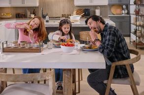Sarah Drew, Cora Bella, & Juan Pablo Di Pace in Branching Out
