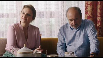 Viktor Preiss and Zuzana Mauréry in Mothers (2021)