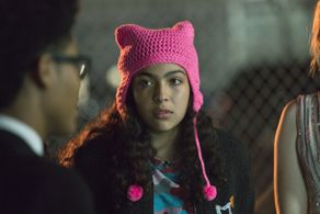 Allegra Acosta and Rhenzy Feliz in Runaways (2017)