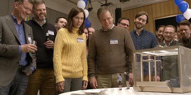 Matt Damon, Jason Sudeikis, Maribeth Monroe, and Kristen Wiig in Downsizing (2017)
