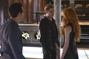 Katherine McNamara, Dominic Sherwood, and Alberto Rosende in Shadowhunters (2016)