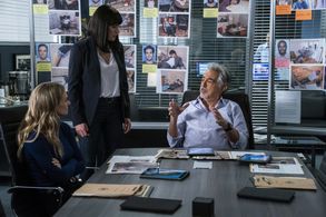 Joe Mantegna, Paget Brewster, and A.J. Cook in Criminal Minds (2005)