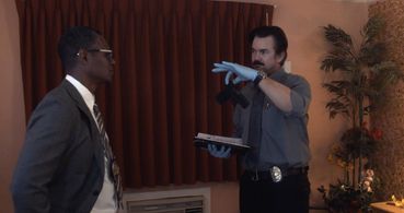 Jeff Pride as Detective Thomas Griffin in 