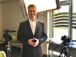 On set pic for a Chen Senior Medical Center promo interviewing both patients & doctors - shot in Oakland Park, Fl