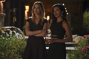 India de Beaufort and Rebecca Rittenhouse in Blood & Oil (2015)