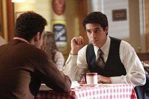 Ben Savage and Robert Dunne in Criminal Minds (2005)