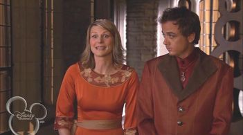 Pat Kelly and Jennifer Robertson in Twitches (2005)