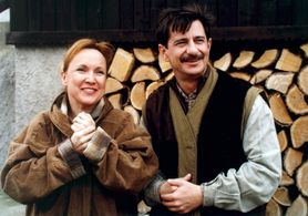 Miro Noga and Milena Steinmasslová in Ranc U Zelené sedmy (1996)