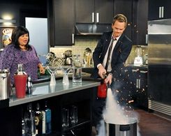 Still of Ellen D. Williams and Neil Patrick Harris in How I Met Your Mother (2013)