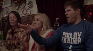 Sophie Thompson, Felix Hayes, and Douggie McMeekin in A Gert Lush Christmas (2015)