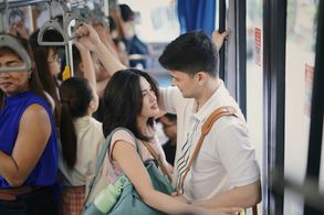 Rayver Cruz and Julie Anne San Jose in The Cheating Game (2023)