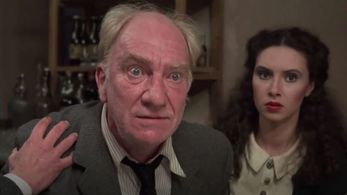 Fernando Fernán Gómez and Laura del Sol in Voyage to Nowhere (1986)