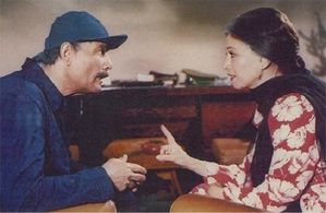 Faten Hamamah and Shukri Sarhan in Leilet al quabd al Fatma (1984)