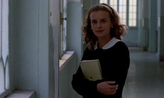 Agnese Nano in Cinema Paradiso (1988)