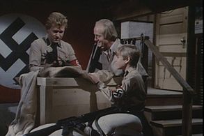 Mark-Paul Gosselaar, Paul Koslo, and Robert O'Reilly in Highway to Heaven (1984)