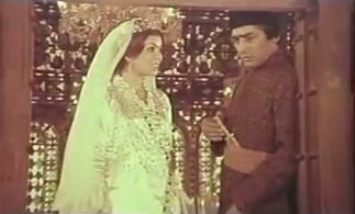 Mohamad Ali Fardin and Fourouzan in Baba Shamal (1971)