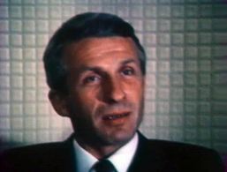 Evgeniy Papernyy in Kankan v angliyskom parke (1985)