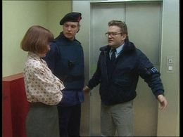 Marloes van den Heuvel, Norbert Kaart, and Luk van Mello in Vrouwenvleugel (1993)