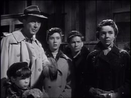 Robert Young, Lauren Chapin, Elinor Donahue, Billy Gray, and Jane Wyatt in Father Knows Best (1954)