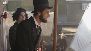 Michelle Swink and Don Taylor in America: Imagine the World Without Her (2014)