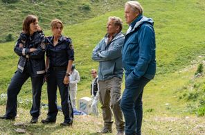 Michael Brandner, Doris Schretzmayer, Christian Tramitz, and Marlene Morreis in Hubert ohne Staller - Dem Himmel ganz na