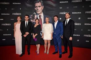 Koen De Bouw, Saskia Reeves, Tine Reymer, Erik Van Looy, and Charlotte Vandermeersch at an event for The Prime Minister 