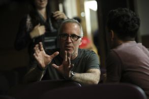 Joe Chappelle on set of An Acceptable Loss