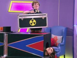 Kendall Ryan Sanders and Daniela Nieves in Every Witch Way (2014)