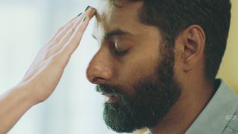 Krishna Andavolu in Weediquette (2016)