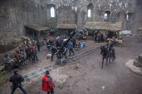 Richard Clark and Sam Heughan in Outlander (2014)