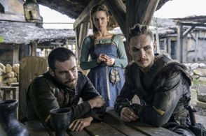 Peri Baumeister, Mark Rowley, and Arnas Fedaravicius in The Last Kingdom (2015)