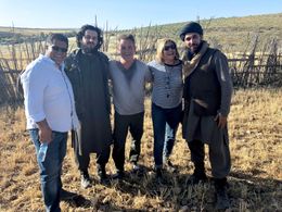 Mustafa Haidari, Lesli Linka Glatter, Maury Sterling, Elham Ehsas, Seddiq Barmak