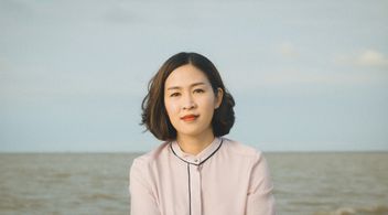 MayJune as Hong in 'Malu’, directed by Edmund Yeo.