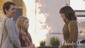 Dead to Me / Netflix