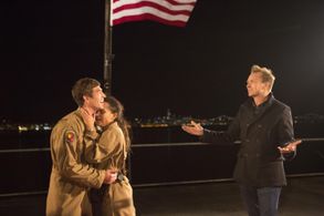 Phil Keoghan, Cody Nickson, and Jessica Graf in The Amazing Race (2001)