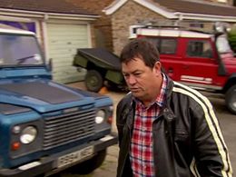 Mike Brewer in Wheeler Dealers (2003)