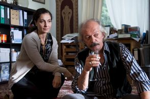 Proschat Madani and Vedat Erincin in Leipzig Homicide (2001)