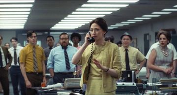 Kelly Miller, Michael Cyril Creighton, Will Denton, Jessie Mueller, and Carrie Coon in The Post (2017)