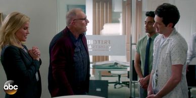 MODERN FAMILY with ED O'NEILL, JULIE BOWEN and BEN SCHWARTZ